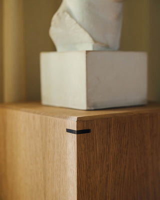 Kristina Dam Studio Pedestal