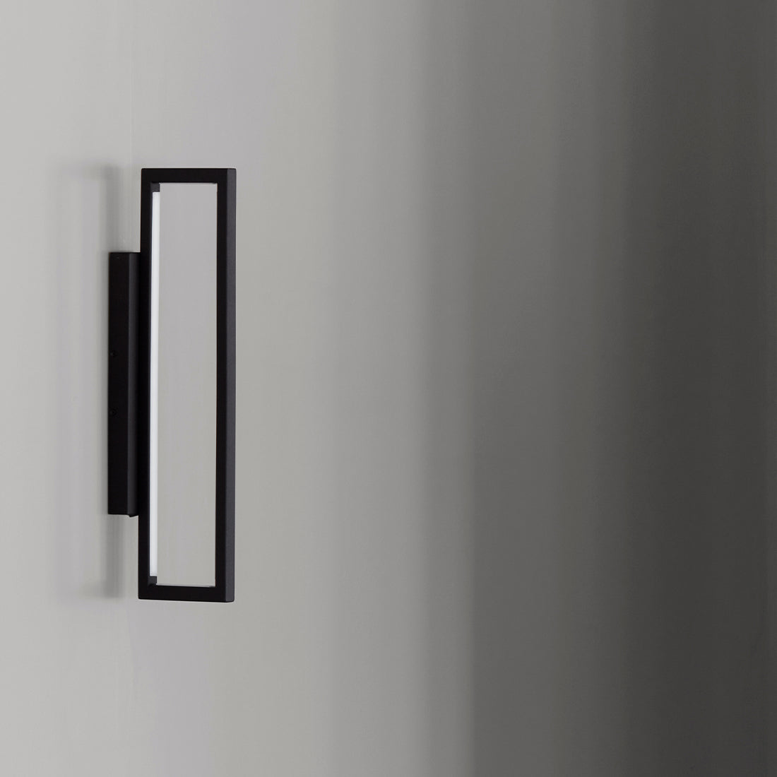Geometric Wall Lamp L
