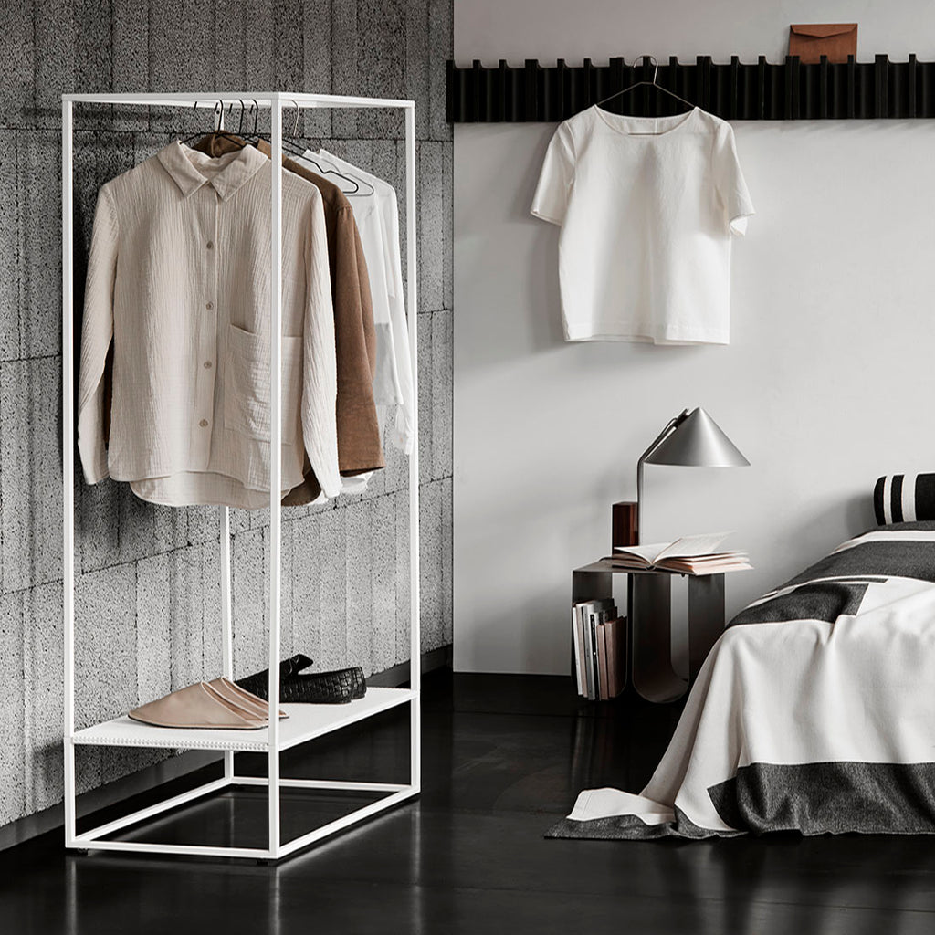 Minimal Pillow