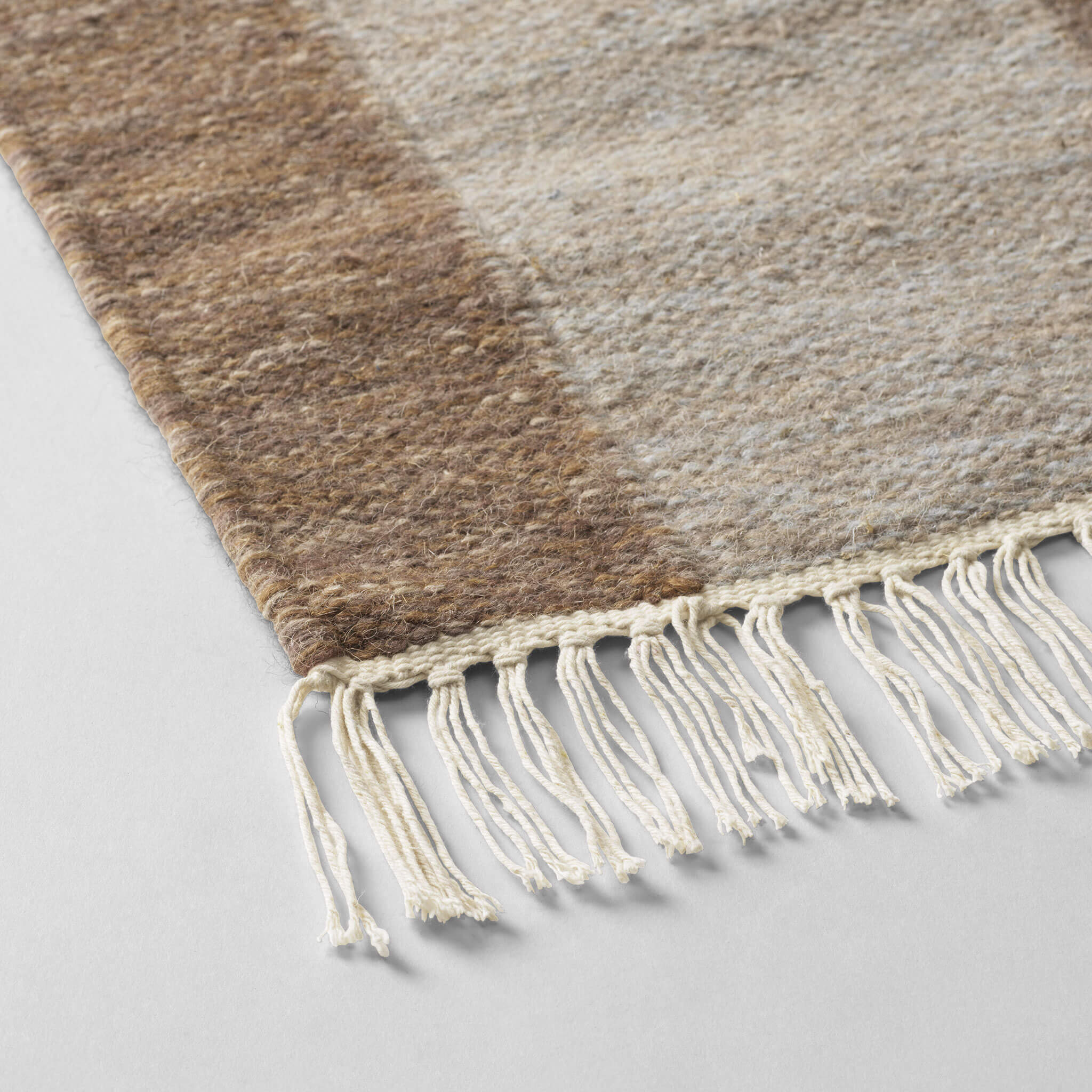 Contemporary Kelim Rug 140 x 200
